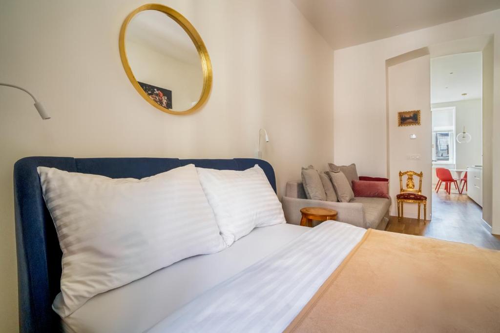 Postel nebo postele na pokoji v ubytování J3 Prague Apartments