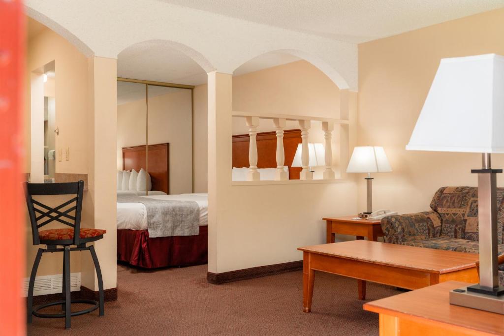 Mardi Gras Hotel & Casino photo