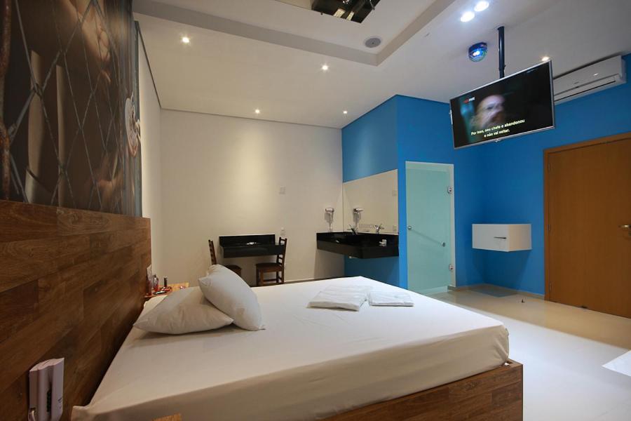  Liverpool Hotel & Motel