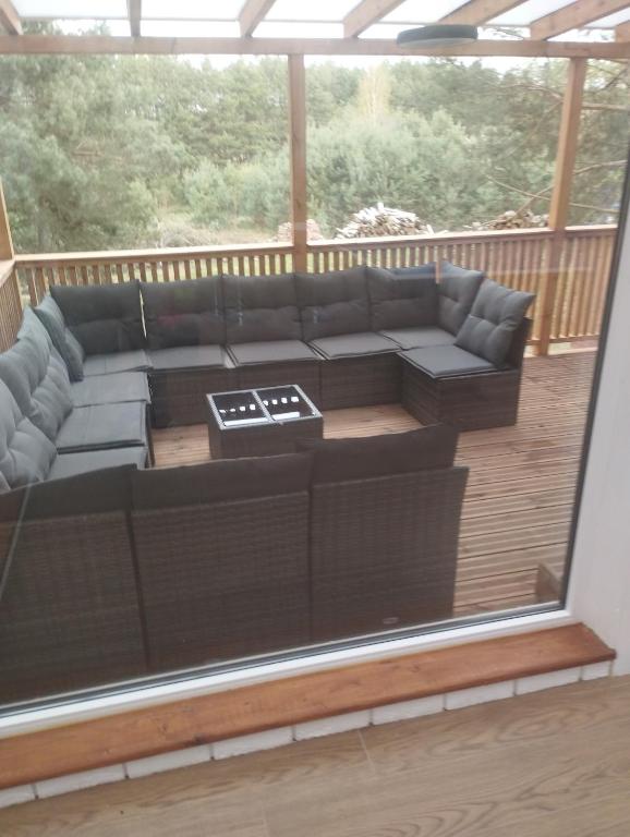 Część wypoczynkowa w obiekcie Dom Parlinek agroturtstyka wędkowanie sauna jacuzzi