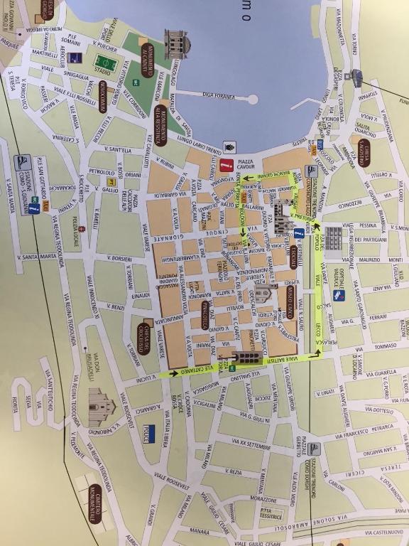 a map of the city of dubrovnik at Como Luxury Rooms in Como