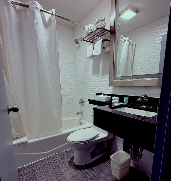 Koupelna v ubytování Umbrella Hotel Bronx