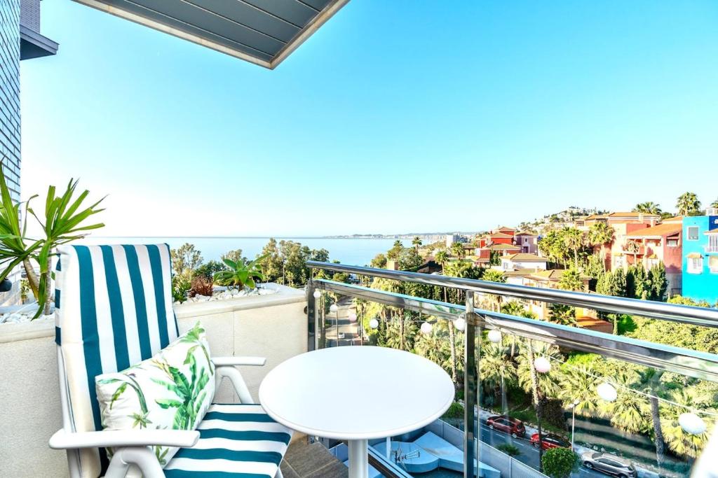 COSTA DEL SOL LUXURY APARTMENT With AMAZING SEA VIEWS