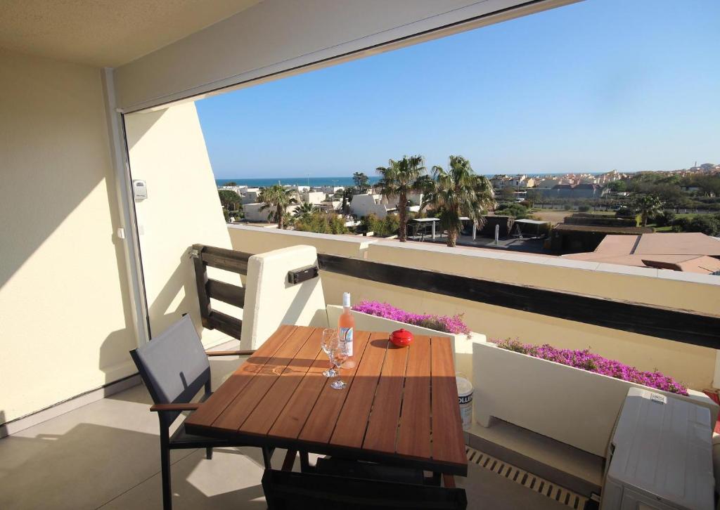 Coursive Port Nature 4, Vue Mer, Face au Waiki - Village Naturiste Cap D'Agde