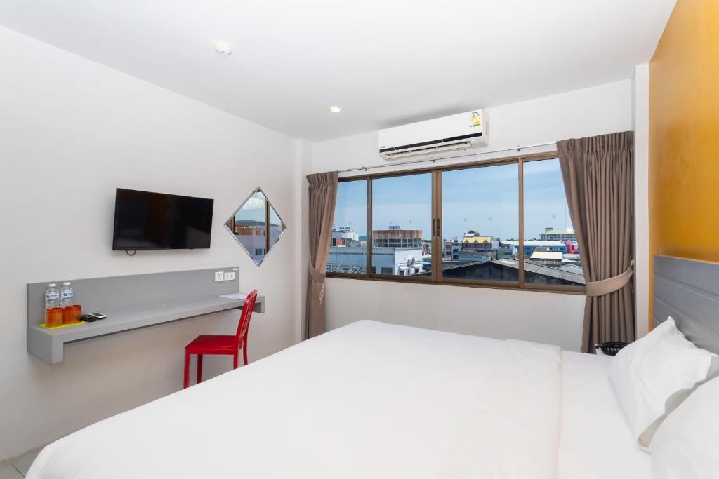 Recenta Style Phuket Town - Resim 42