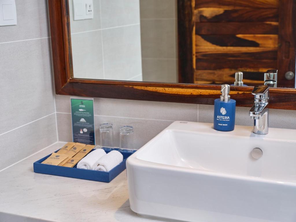 Phòng Deluxe 2 giường đơn với ban công