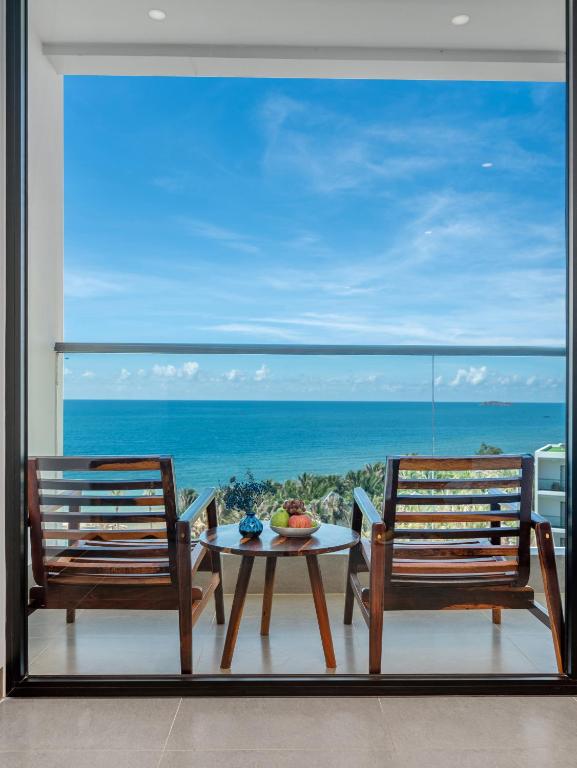 Phòng Senior Deluxe Giường Đôi