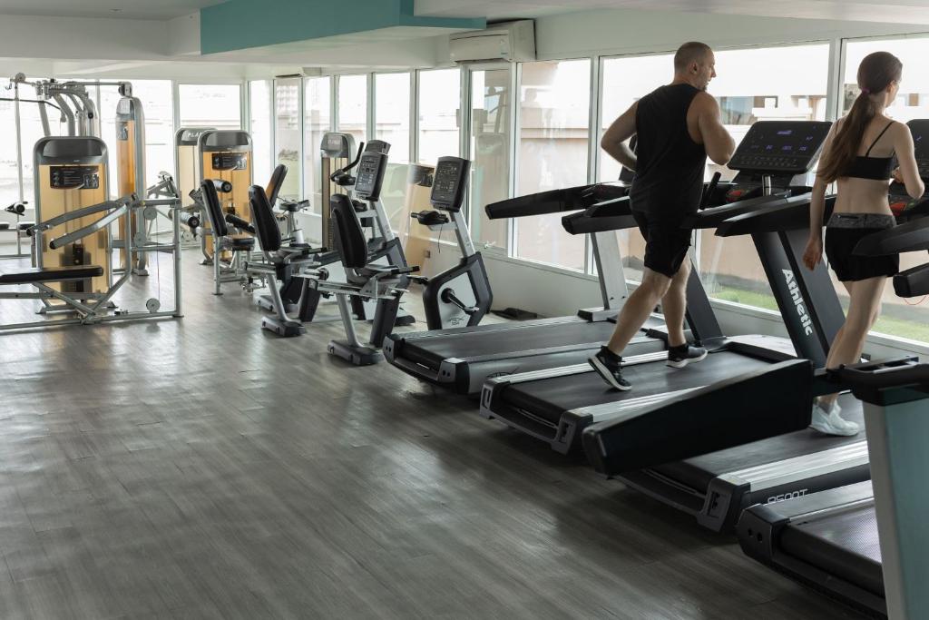 Fitness centrum a/nebo fitness zařízení v ubytování Atlantis Condo Resort Jomtien Beach