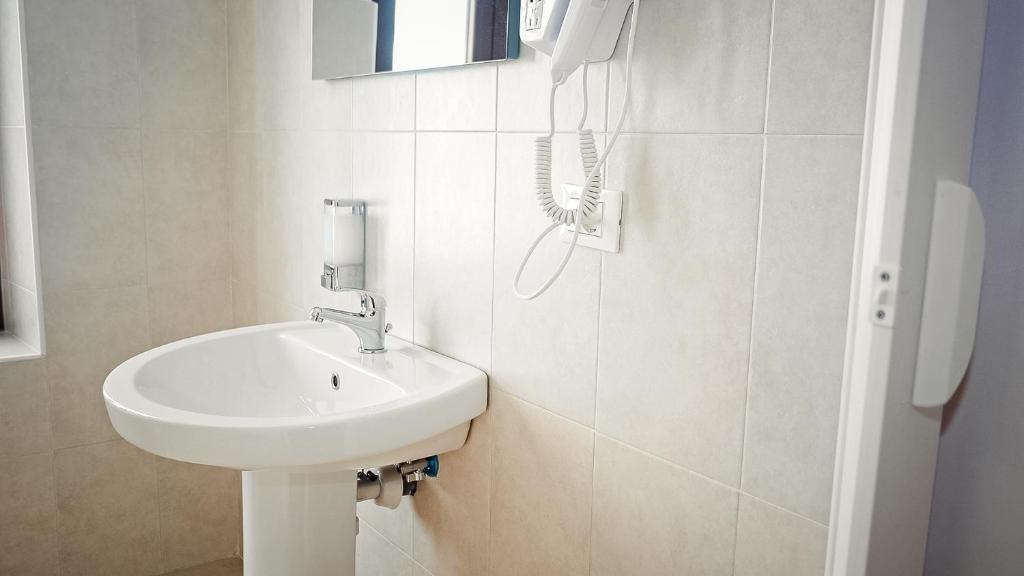 La Boheme SMART Hotel - Economy Single Room