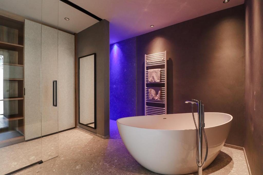 Koupelna v ubytování Hotel Alpenrose