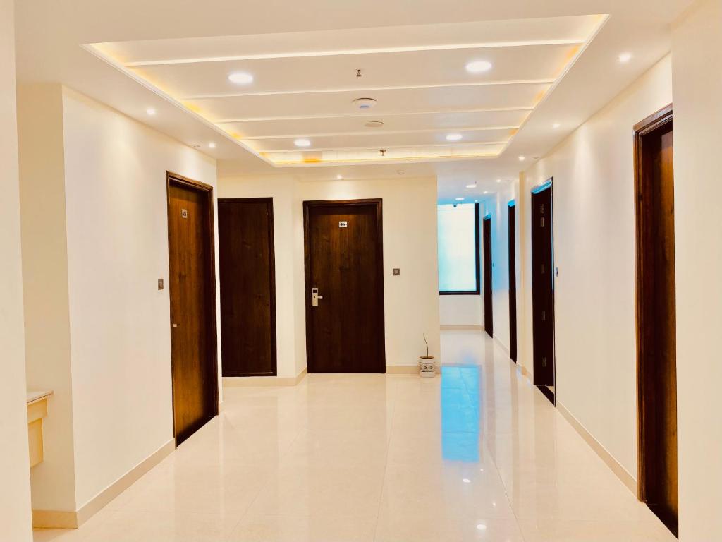 Fotografie z fotogalerie ubytování White Crest Amritsar - 300 mtr from golden temple ! Prime location ! parking ! hygenic rooms ! v destinaci Amritsar