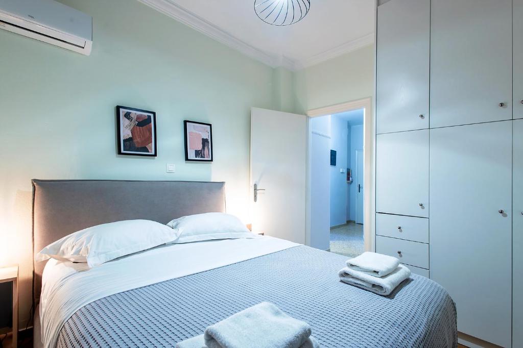 Aris123 by Smart Cozy Suites - Apartments in the heart of Athens - 5 minutes from metro - Available 24hr - Resim 23