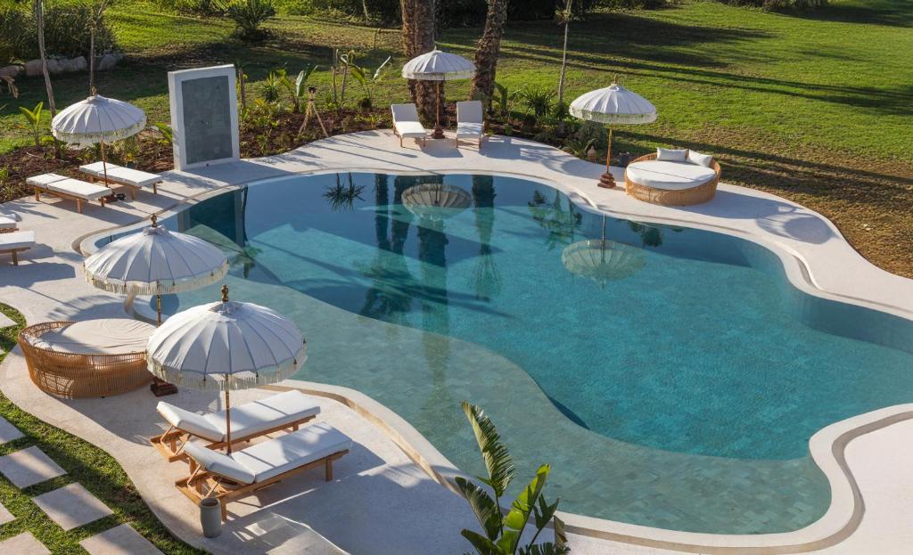 Bazén v ubytování Yin Hotel & Spa nebo v jeho okolí