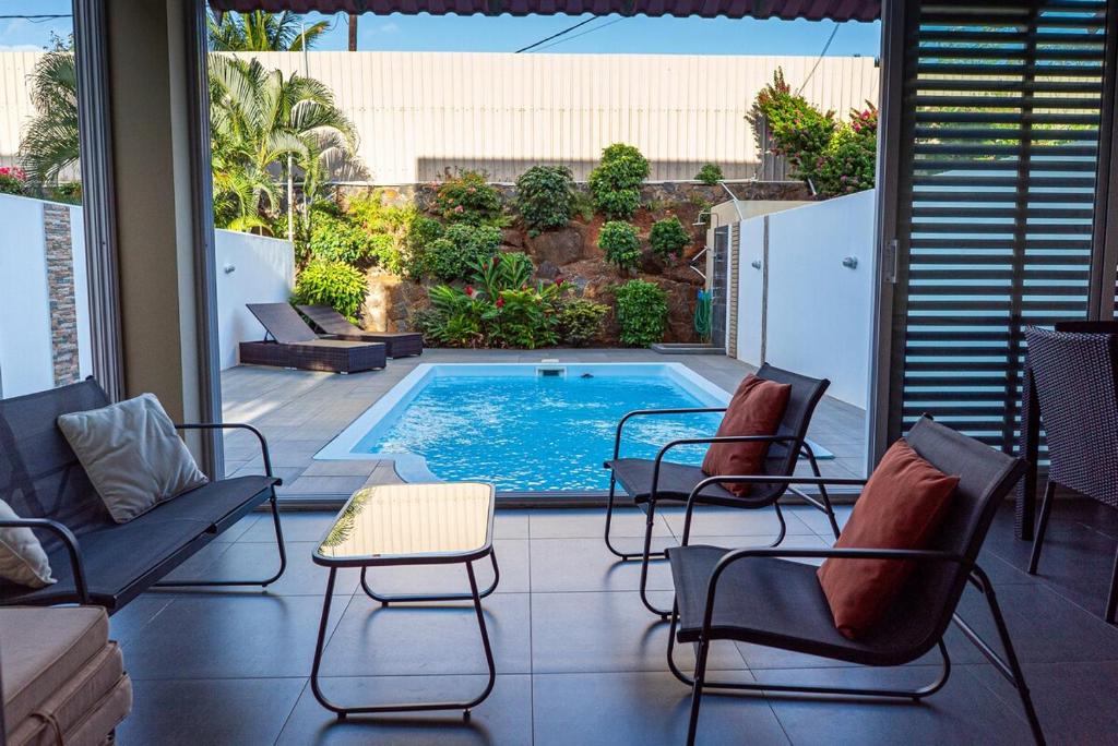 Πισίνα στο ή κοντά στο Villa, 3 chambres avec piscine privée