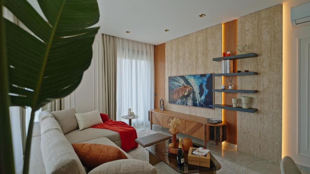 Χώρος καθιστικού στο Qoople Legend A40 prime sea location apartment