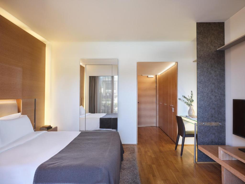 September Hotel Thessaloniki - Chambre Supérieure Vue Jardin