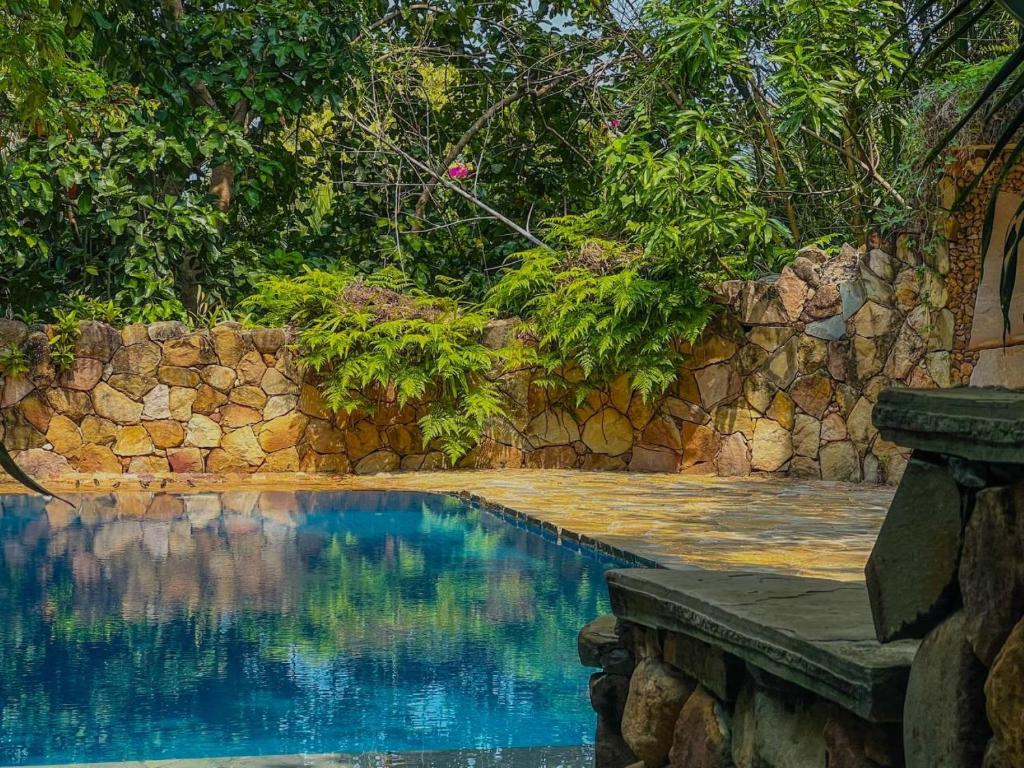 Bazén v ubytování Veranda Natural Resort nebo v jeho okolí