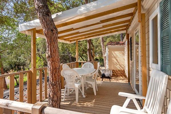 Balkón nebo terasa v ubytování Camping Neptuno