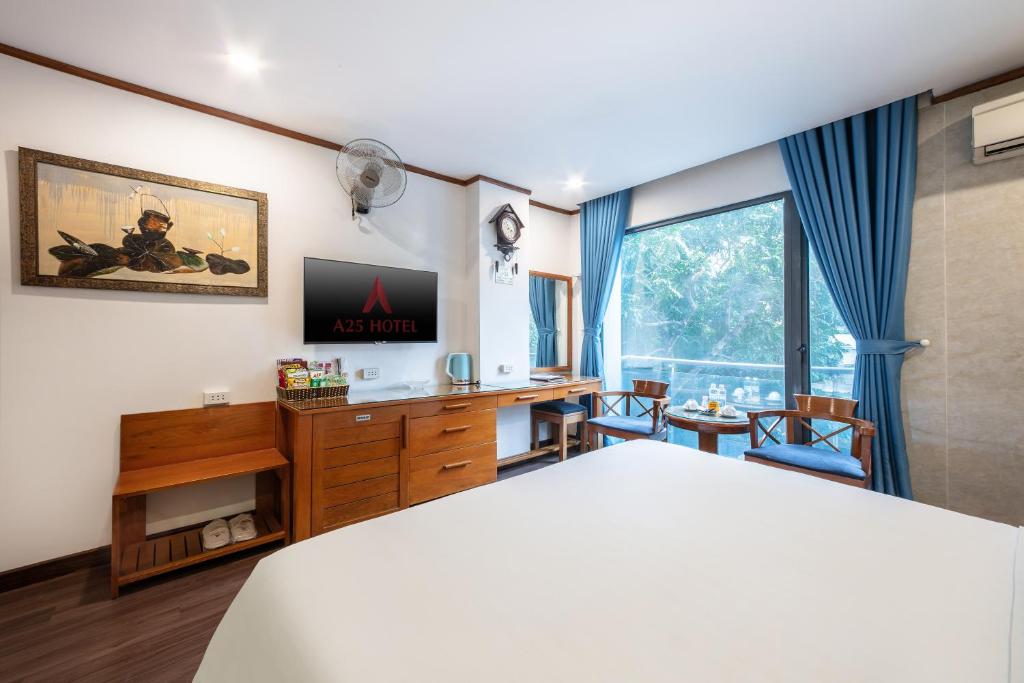 TV a/nebo společenská místnost v ubytování A25 Hotel - 45 Phan Chu Trinh