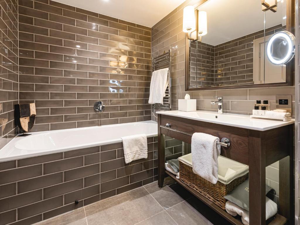 Dakota Manchester - Resim 14