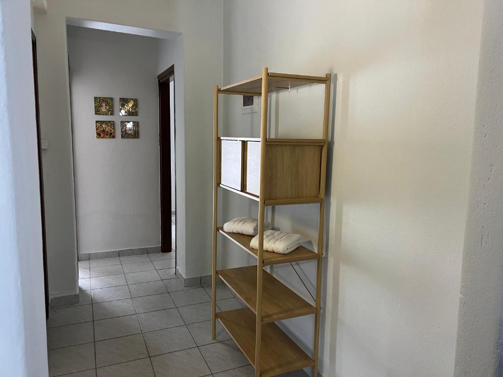 Palanda nebo palandy na pokoji v ubytování Anastasia’s Home