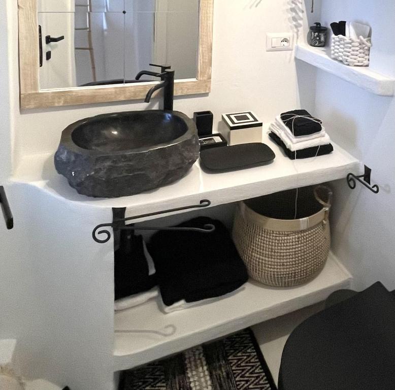 Afbeelding uit fotogalerij van Loft 1 Beachfront Porto Faro in Palau