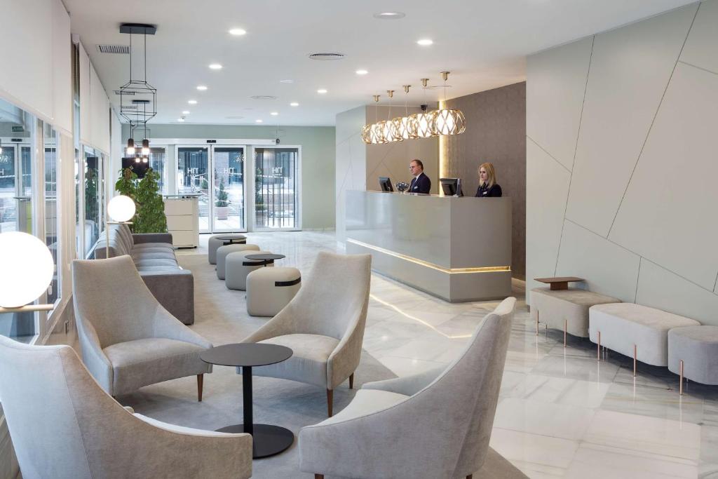 NH Barajas Airport - Resim 28