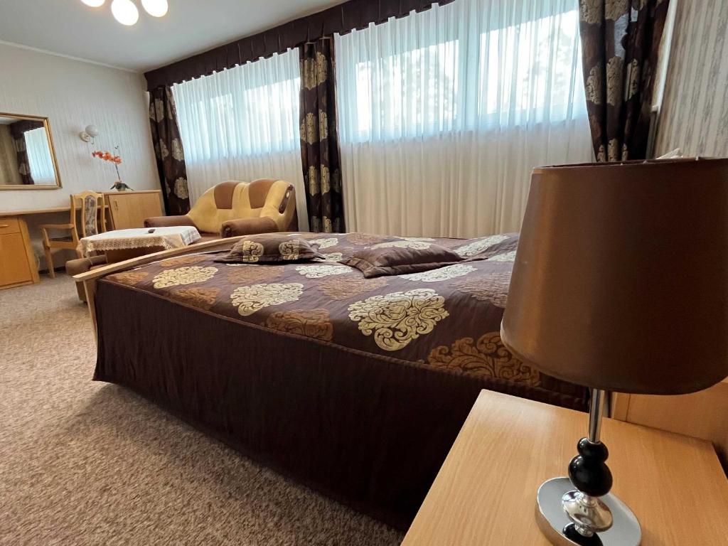 Hotel Leśny - Habitación Familiar Con Baño Privado