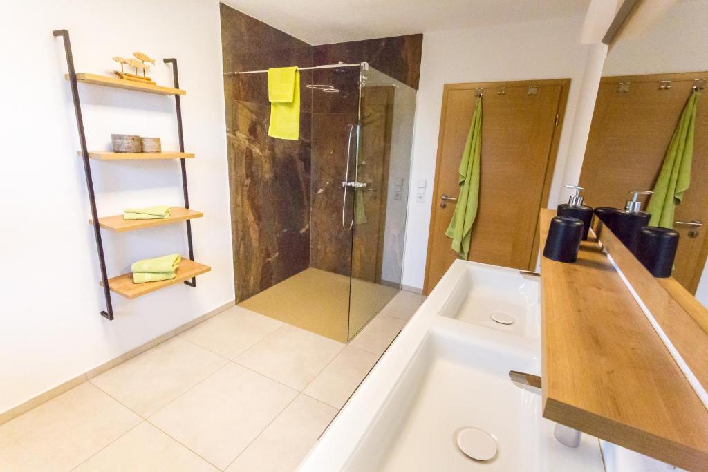 Koupelna v ubytování Chalet Hüttenzauber
