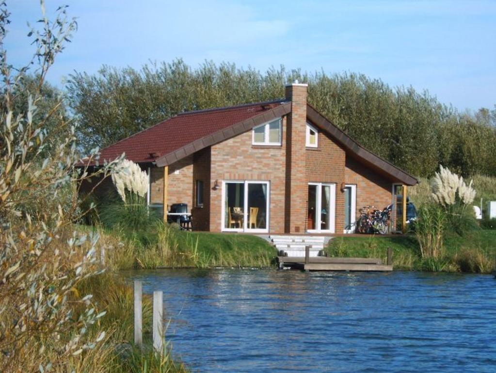 Wellnesshaus Stella Maris - mit Bootssteg - All Inklusive - Housity