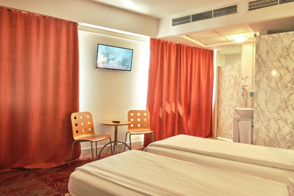 Hello Hotels Bucuresti Gara de Nord - Resim 15