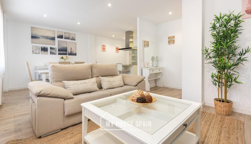 Posezení v ubytování MyHouseSpain - Piso en centro Gijón a pocos minutos de las playas