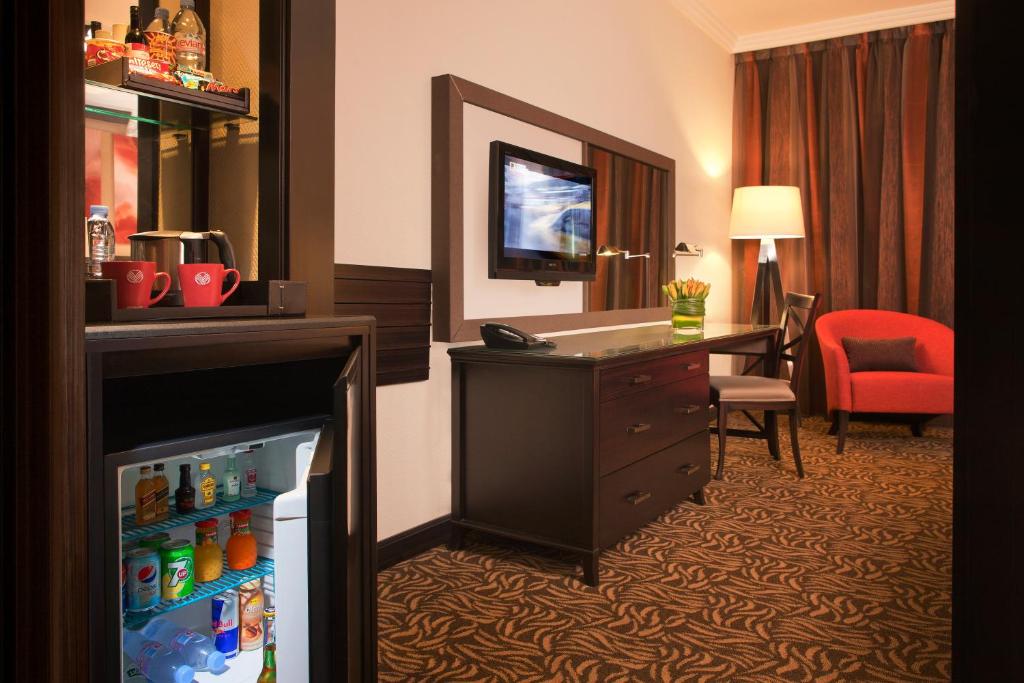 
Guest Room - King Bed
