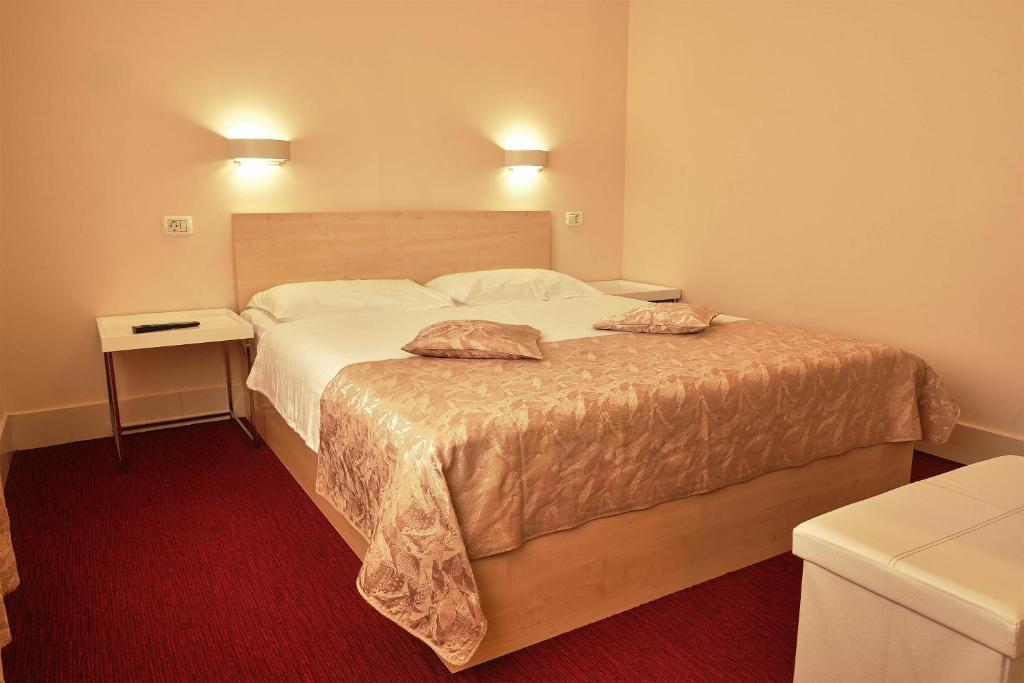 Hello Hotels Bucuresti Gara de Nord - Resim 18