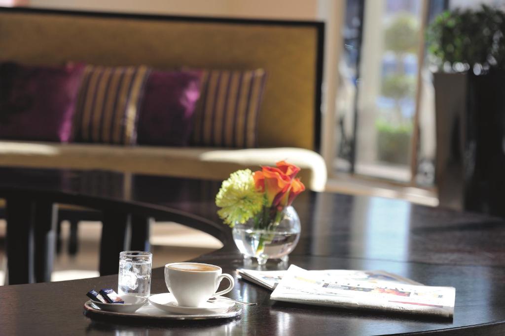 Posezení v ubytování Avani Deira Dubai Hotel