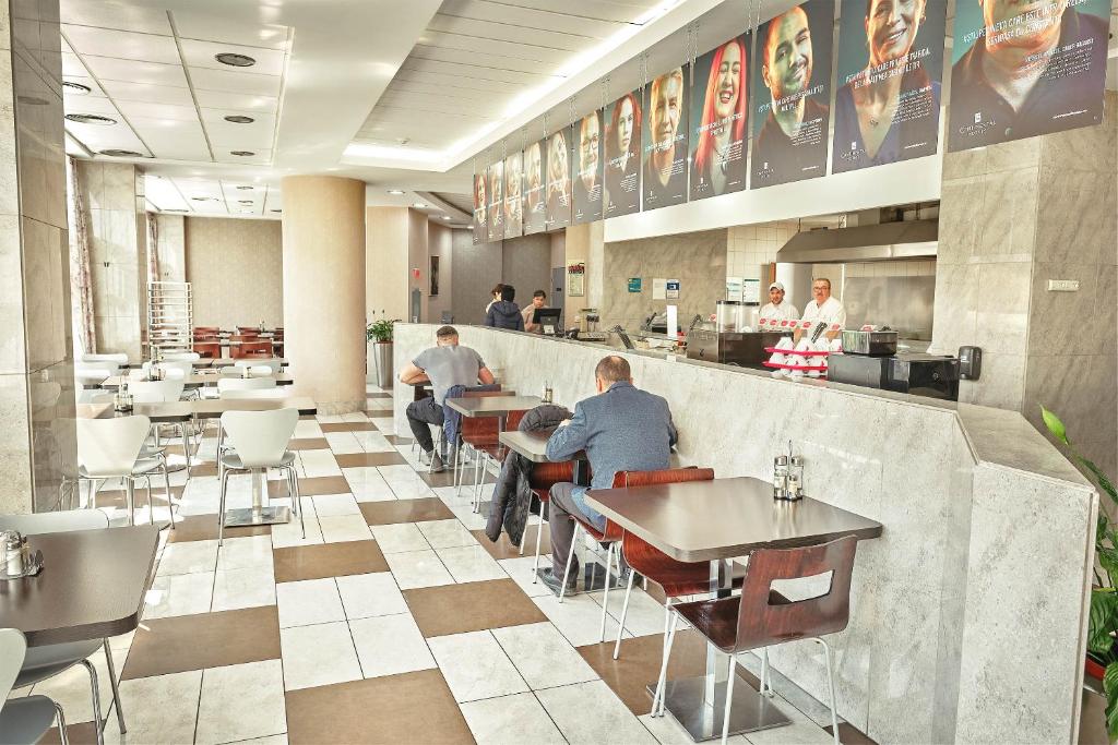 Hello Hotels Bucuresti Gara de Nord - Resim 24