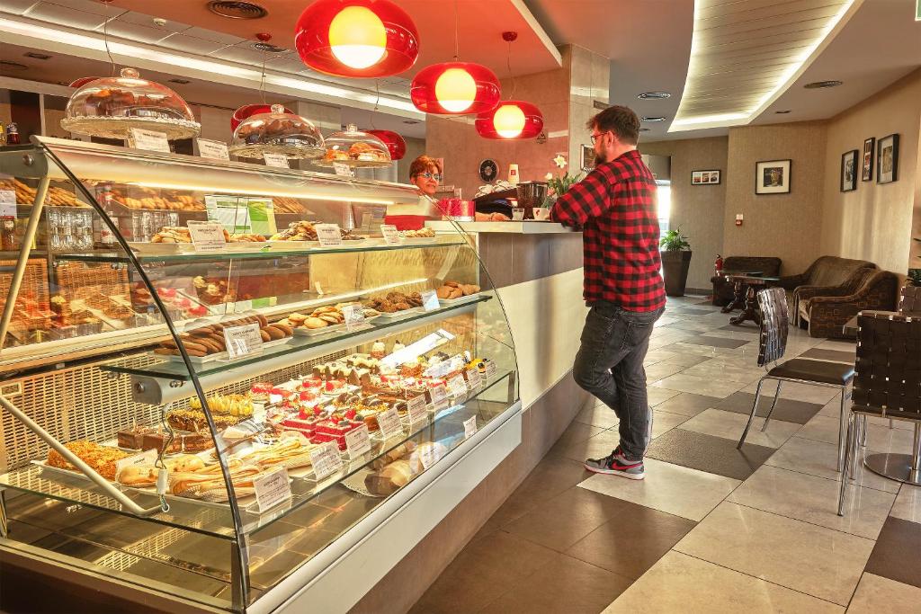 Hello Hotels Bucuresti Gara de Nord - Resim 32