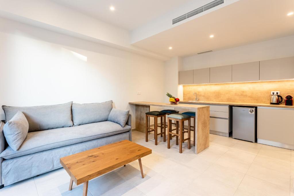 Grec Suites Dafni, Athens by GrecCollection - 12