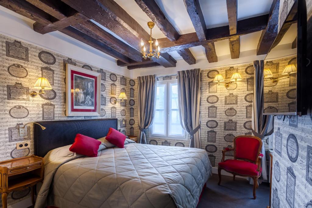 Grand Hôtel de L'Univers Saint-Germain - Resim 13