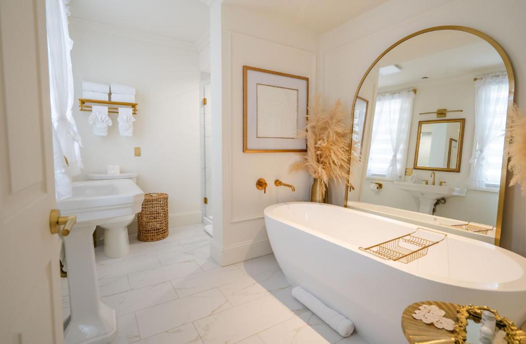 Coastal Chateau photo