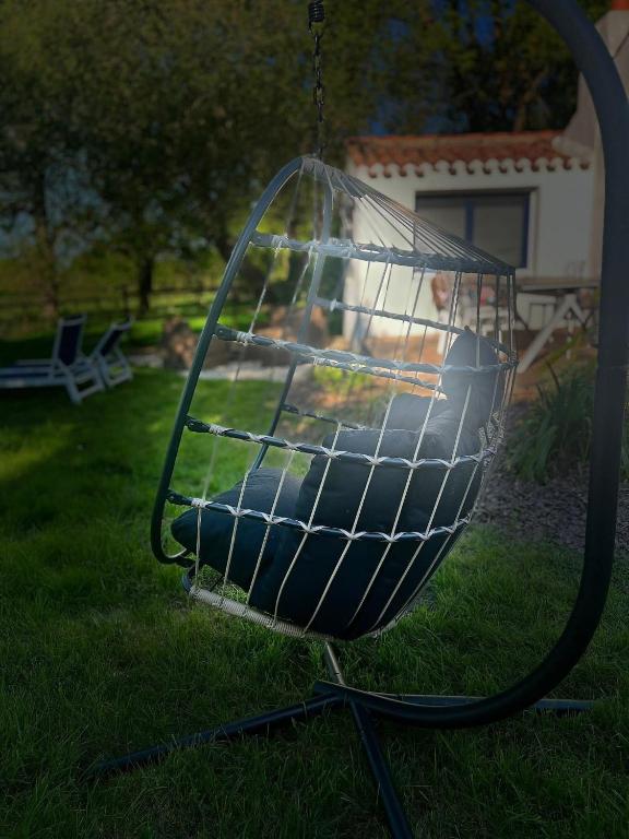 Vonkajšia záhrada v ubytovaní Gîtes de charme "l'écrin de Vendée" jacuzzi privatif, piscine chauffée, prestations bien être, vélos, chevaux,à 10 mn de l'océan