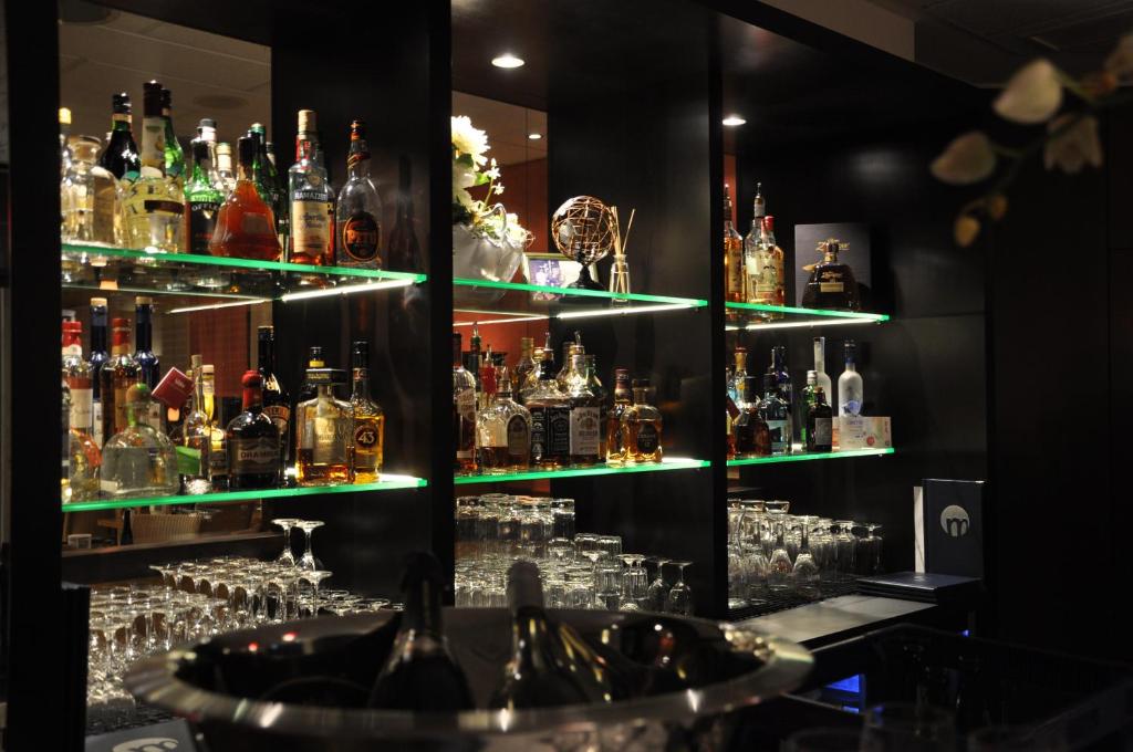 Lounge nebo bar v ubytování Hotel Merkur