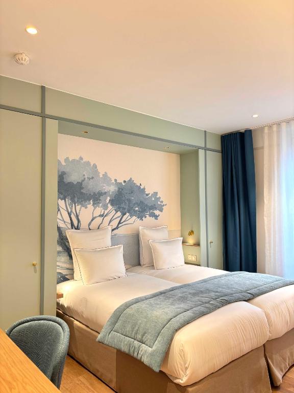 Hôtel Le Cardinal - Resim 11