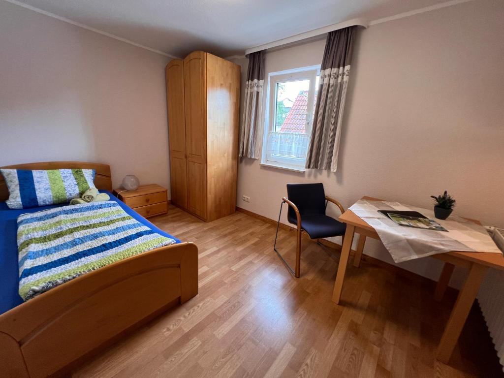 Gästehaus Hof Epp - Single Room With Shared Bathroom
