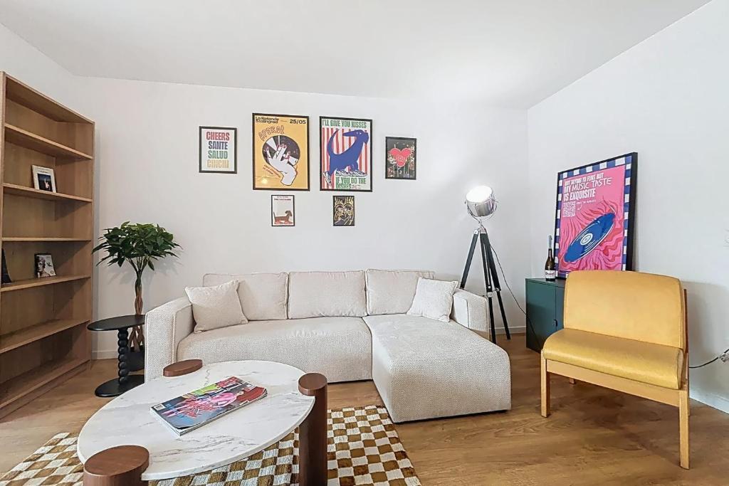 Photo de la galerie de l'établissement Large & modern apartment with rooftop, à Montreuil