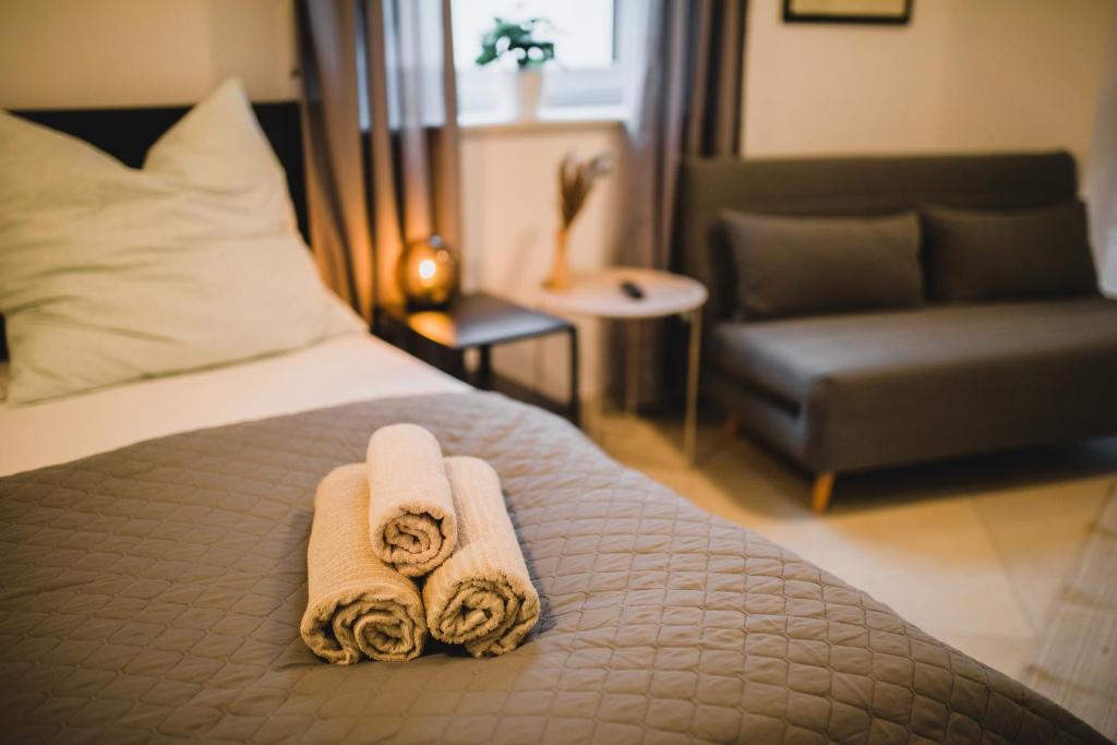 Posezení v ubytování HUGOS Studio Apartment