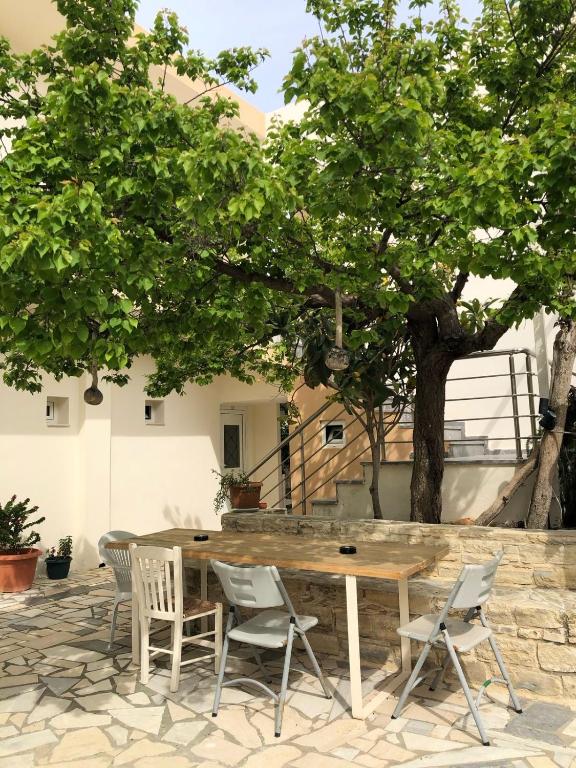 Patio nebo venkovní prostory v ubytování Antonios Hotel Apartments