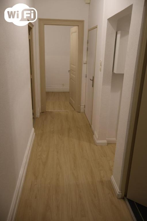 Step-Free Cozy Nest in Mulhouse – photo 12