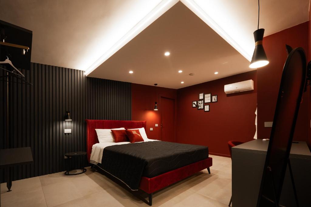 Heaven Room - Deluxe Double Room With Bath