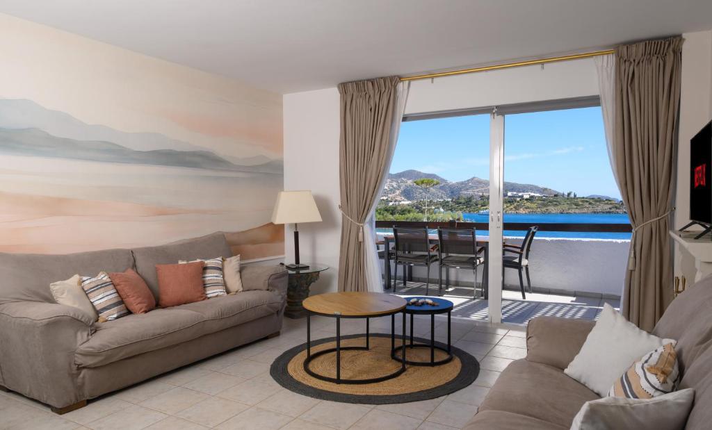 Horizon Coastal Penthouse